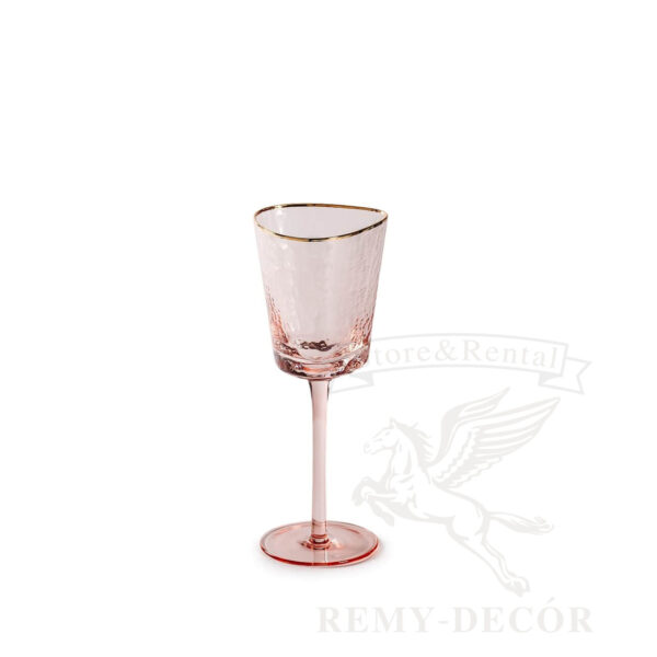 bokal dlya vina rozovogo cveta iz prozrachnogo stekla